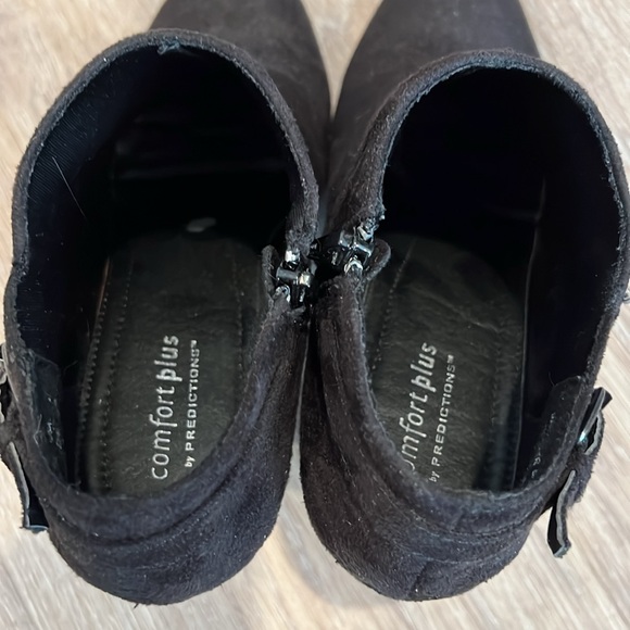 Comfort plus Bootie Heels- Black - Picture 5 of 7